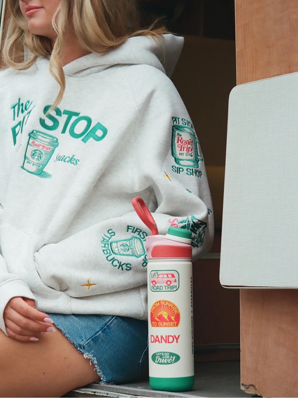 NEW DANDY WORLDWIDE + STARBUCKS™
"Pit Stop" Hoodie in Heather Grey M - Picture 4 of 6